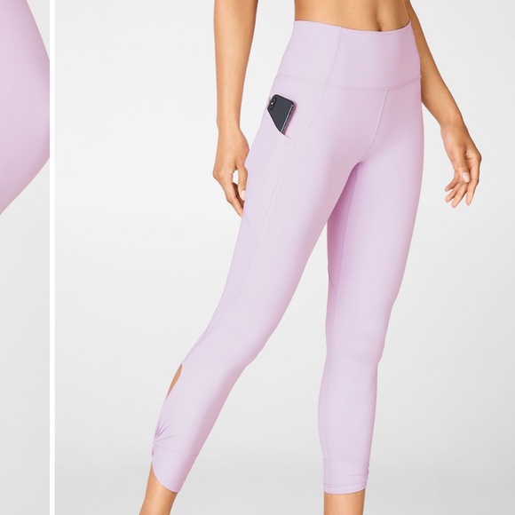 Fabletics Oasis High Waisted Twist 7/8 Leggings - Picture 1 of 6
